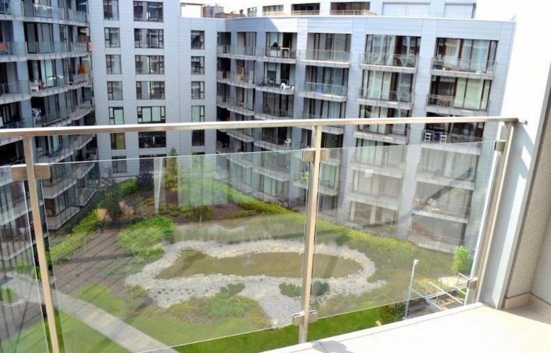 Studio Flat Triton Park Warsaw Exterior photo