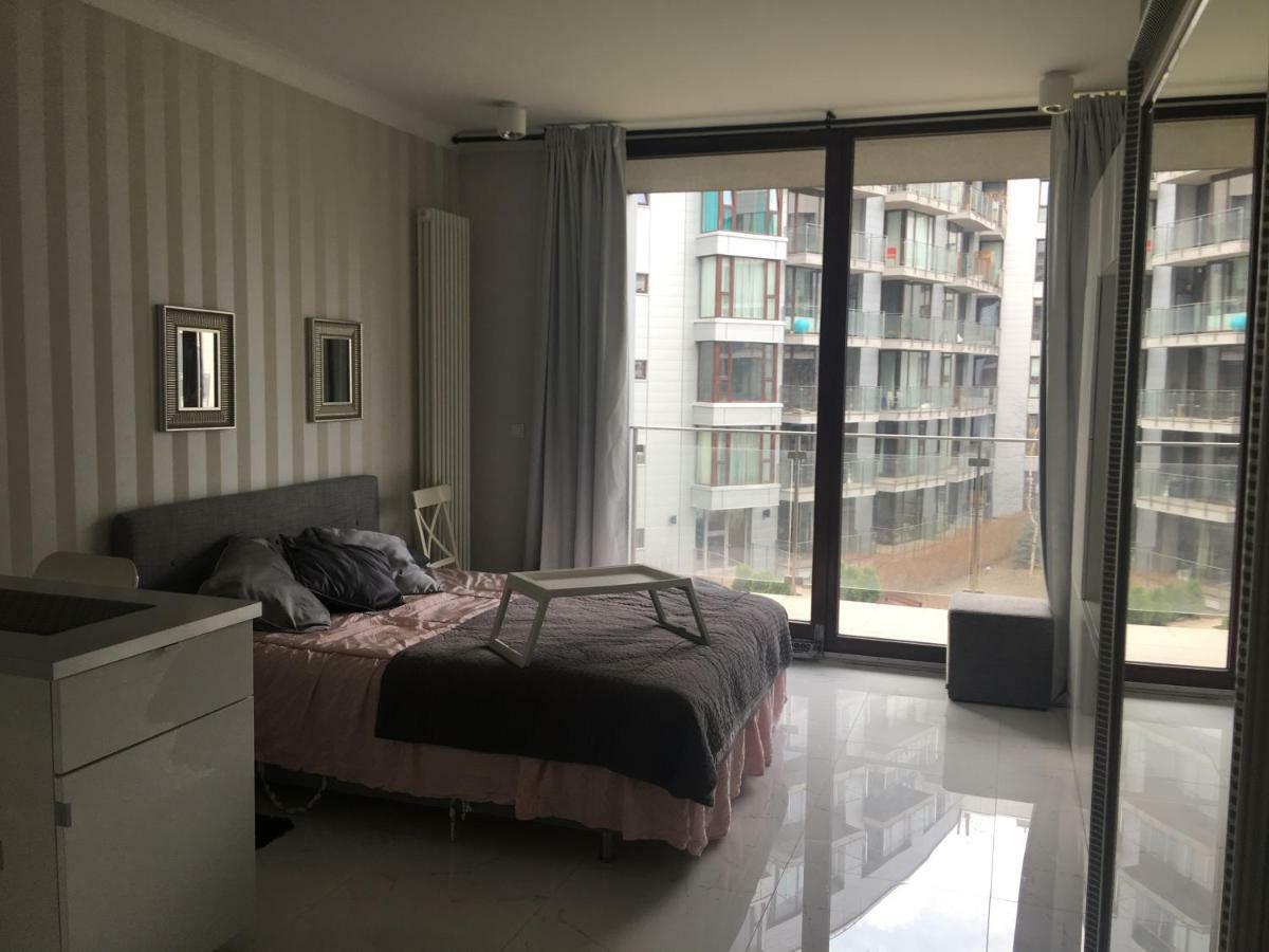 Studio Flat Triton Park Warsaw Exterior photo